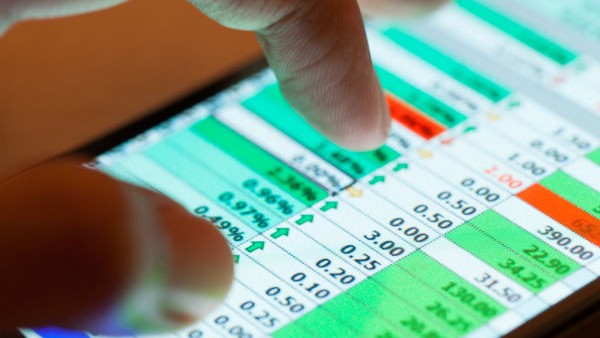 ബ്രേക്കൗട്ട് മുനമ്പില്‍ 2 ഓഹരികള്‍; പുതിയവാരം 200 രൂപ ലക്ഷ്യമാക്കി ഈ സ്‌മോള്‍ കാപ്പ് സ്റ്റോക്ക്! 